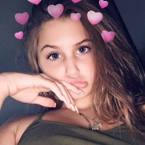 Meet your Posher, Ellie